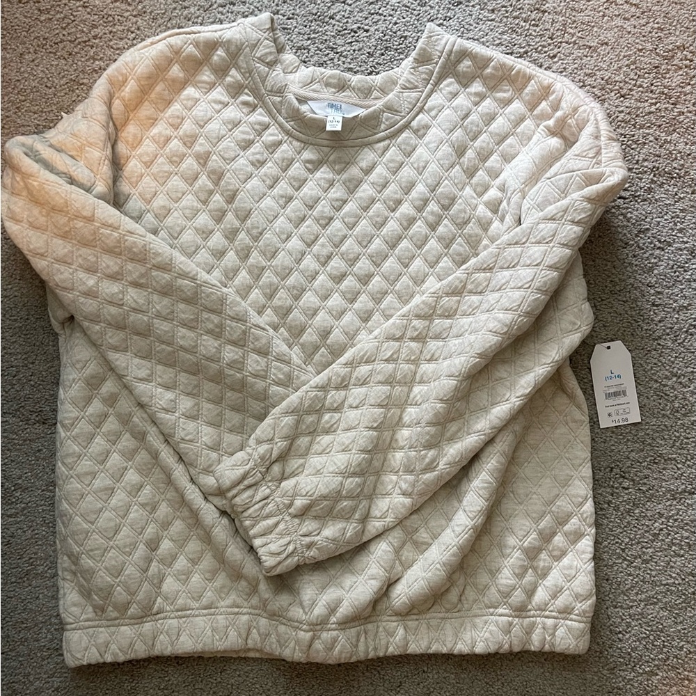 Time and Tru quilted oversize pull over
